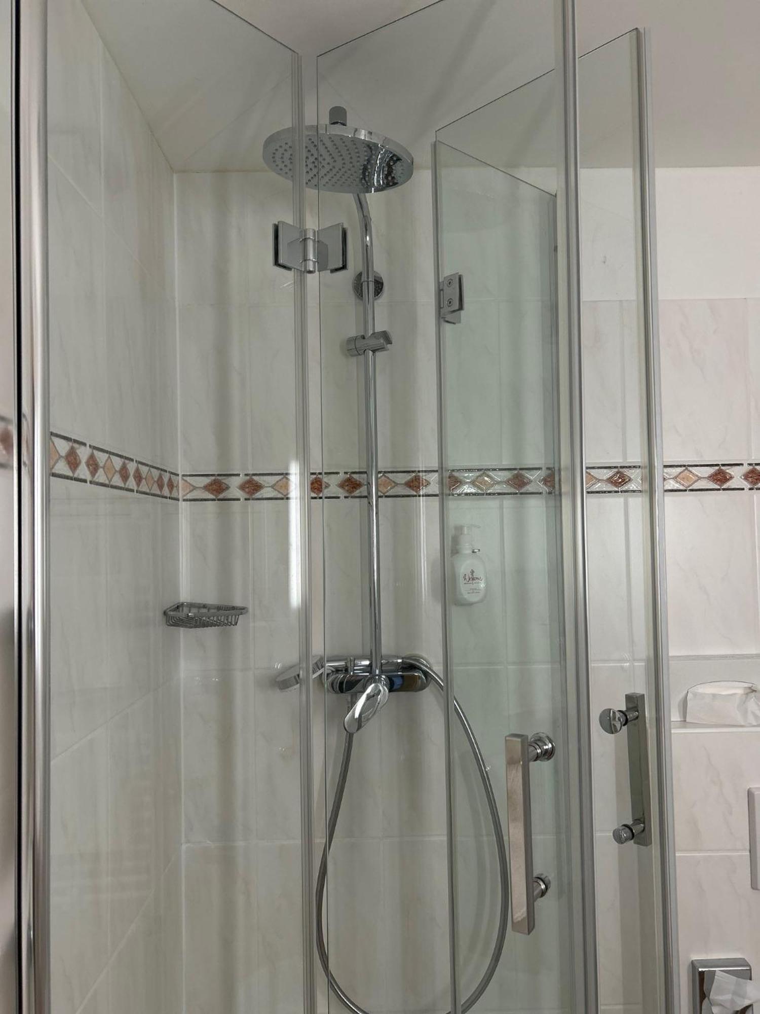 Seehotel Schaepfle Uberlingen Esterno foto