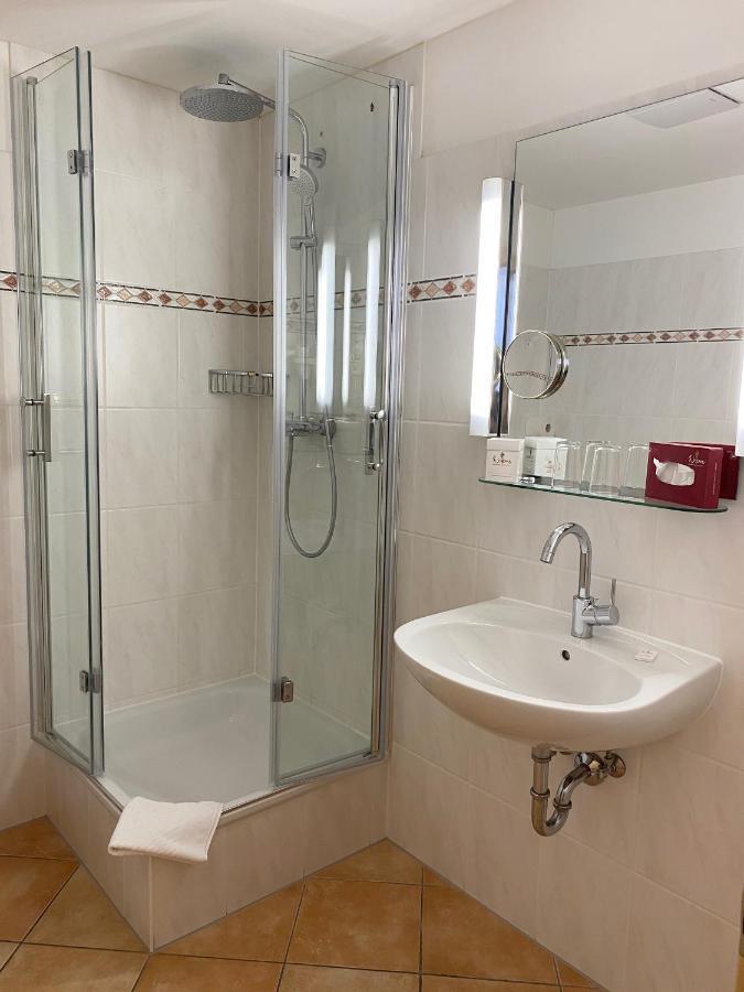 Seehotel Schaepfle Uberlingen Esterno foto